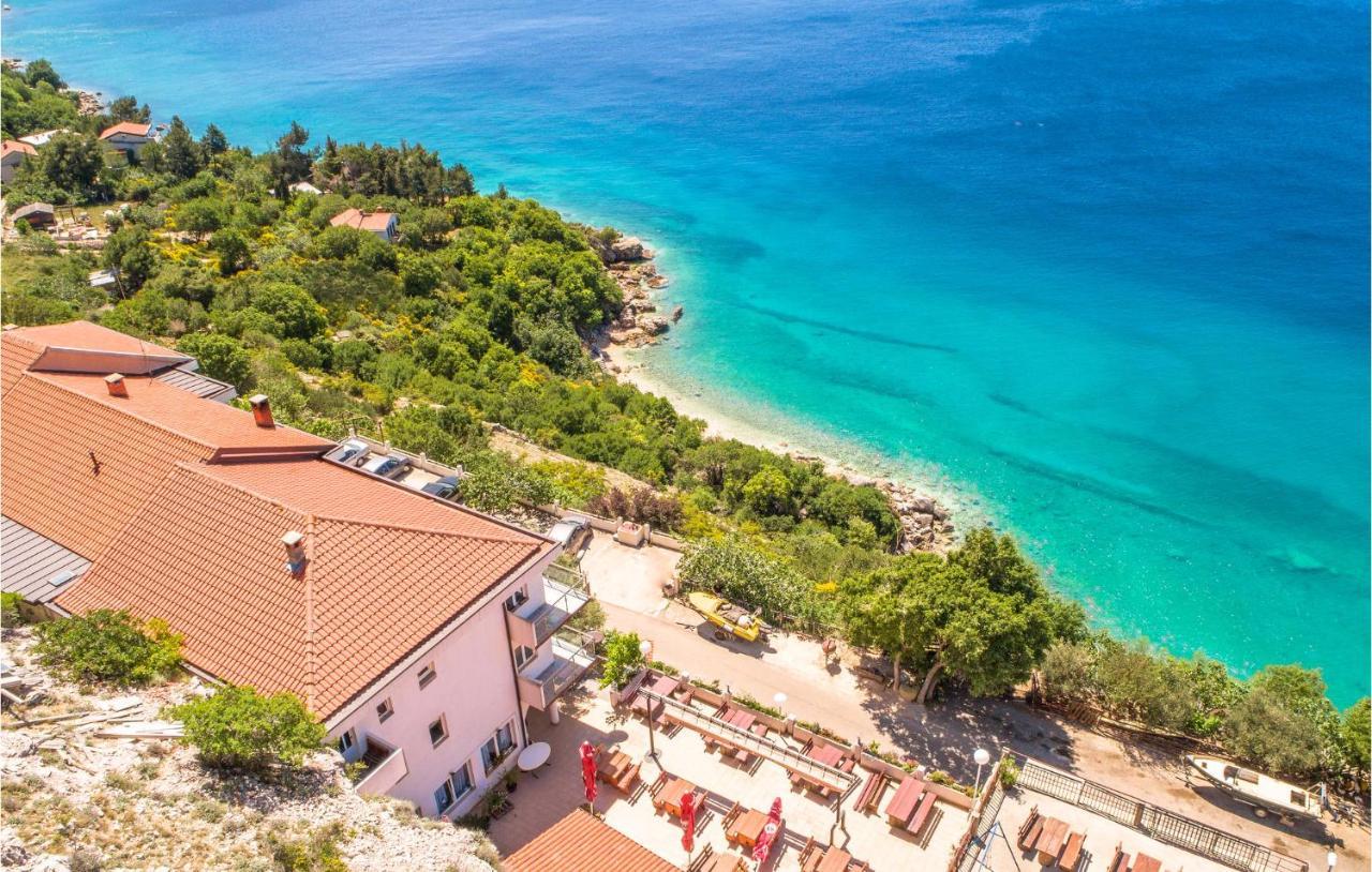 Nice Apartment In Stara Baska 1 With Wifi Bagian luar foto
